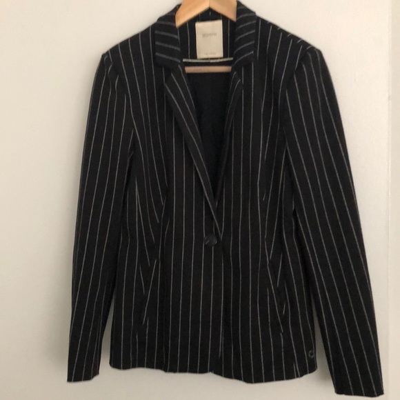 3for$30| NÜMPH Pinstriped single-button blazer - Picture 1 of 4